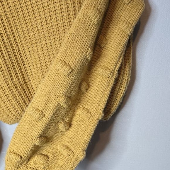 Moon and Madison Yellow Chunky Knit Sweater, Women's Size XS - Picture 2 of 8